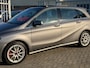 Mercedes-Benz B-klasse 180 Ambition HOGE INSTAP! PANORAMA l LEER l XENON l NAVI l AIRCO l PDC l LED! NIEUWSTAAT! 2e eigenaar!