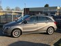 Mercedes-Benz B-klasse 180 Ambition HOGE INSTAP! PANORAMA l LEER l XENON l NAVI l AIRCO l PDC l LED! NIEUWSTAAT! 2e eigenaar!
