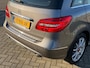 Mercedes-Benz B-klasse 180 Ambition HOGE INSTAP! PANORAMA l LEER l XENON l NAVI l AIRCO l PDC l LED! NIEUWSTAAT! 2e eigenaar!