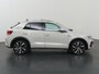 Volkswagen T-Roc 1.5 TSI R-Line | Panoramadak | LED | Groot Navigatie | Virtual Cockpit | Camera | DAB | Apple CarPlay/Android Auto | Stoelverwarming | Adaptieve Cruise Control | Ele. kofferdeksel | IQ Light |