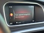 Volvo V40 1.5 T3 Momentum Automaat / Trekhaak / Cruise control / Automaat / Parkeersensoren achter / Auto climate control dual zone / Bluetooth /