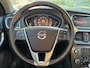 Volvo V40 1.5 T3 Momentum Automaat / Trekhaak / Cruise control / Automaat / Parkeersensoren achter / Auto climate control dual zone / Bluetooth /
