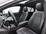 Mercedes-Benz CLA Shooting Brake 180 136 PK Business Solution Luxury | Trekhaak | Panoramadak | Climatronic | Stoel Verwarming | Navigatie | Camera | 17 Inch