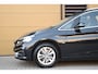 BMW 2-Serie Active Tourer 220i Centennial High Executive * Head-up * LED * Panoramadak * Lichtpakket * Dealeronderhouden *