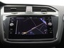 Volkswagen Tiguan 1.5 TSI Life Business 130PK Trekhaak, 19" LM Velgen, Navi, Achteruitrijcamera, Parkeersensoren voor en achter, Alarm