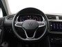Volkswagen Tiguan 1.5 TSI Life Business 130PK Trekhaak, 19" LM Velgen, Navi, Achteruitrijcamera, Parkeersensoren voor en achter, Alarm