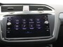 Volkswagen Tiguan 1.5 TSI Life Business 130PK Trekhaak, 19" LM Velgen, Navi, Achteruitrijcamera, Parkeersensoren voor en achter, Alarm