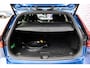 Volvo V60 2.0 T6 Recharge AWD R-Design | Trekhaak | Adaptive Cruise Control | BLIS | Memory Seats | 19" | Stoel & Stuurverwarming | Actieve Bochtverlichting | CarPlay |