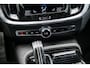 Volvo V60 2.0 T6 Recharge AWD R-Design | Trekhaak | Adaptive Cruise Control | BLIS | Memory Seats | 19" | Stoel & Stuurverwarming | Actieve Bochtverlichting | CarPlay |