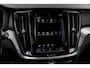 Volvo V60 2.0 T6 Recharge AWD R-Design | Trekhaak | Adaptive Cruise Control | BLIS | Memory Seats | 19" | Stoel & Stuurverwarming | Actieve Bochtverlichting | CarPlay |