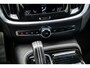 Volvo V60 2.0 T6 Recharge AWD R-Design | Trekhaak | Adaptive Cruise Control | BLIS | Memory Seats | 19" | Stoel & Stuurverwarming | Actieve Bochtverlichting | CarPlay |