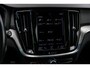 Volvo V60 2.0 T6 Recharge AWD R-Design | Trekhaak | Adaptive Cruise Control | BLIS | Memory Seats | 19" | Stoel & Stuurverwarming | Actieve Bochtverlichting | CarPlay |