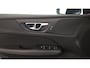 Volvo V60 2.0 B4 197 pk Automaat Momentum Pro Navigatie Climate control Adaptive cruise Control Led DAB Electrisch bedienbare achterklep Parkeer sensoren