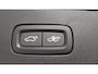 Volvo V60 2.0 B4 197 pk Automaat Momentum Pro Navigatie Climate control Adaptive cruise Control Led DAB Electrisch bedienbare achterklep Parkeer sensoren