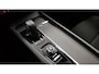 Volvo V60 2.0 B4 197 pk Automaat Momentum Pro Navigatie Climate control Adaptive cruise Control Led DAB Electrisch bedienbare achterklep Parkeer sensoren