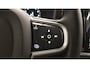 Volvo V60 2.0 B4 197 pk Automaat Momentum Pro Navigatie Climate control Adaptive cruise Control Led DAB Electrisch bedienbare achterklep Parkeer sensoren