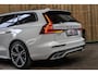 Volvo V60 2.0 T8 Twin Engine AWD R-Design *Pano*H/K*Head-Up*Keyless*