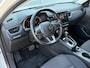 Renault Arkana 1.3 TCe 140 EDC Automaat / Apple Carplay & Android Auto / Achteruitrijcamera / Cruise Control / Keyless entry en go / Automatische Airco / 17" Lichtmetalen velgen