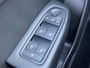Renault Arkana 1.3 TCe 140 EDC Automaat / Apple Carplay & Android Auto / Achteruitrijcamera / Cruise Control / Keyless entry en go / Automatische Airco / 17" Lichtmetalen velgen