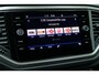 Volkswagen T-Roc 1.5 150pk TSI Bj21. Adap Cruise, Carplay/Android Navi, Clima, PDC V+A, 17"LMV Haak 1500kg