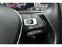 Volkswagen T-Roc 1.5 150pk TSI Bj21. Adap Cruise, Carplay/Android Navi, Clima, PDC V+A, 17"LMV Haak 1500kg