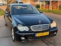 Mercedes-Benz C-klasse 180 K. Elegance Automaat ECC Audio-CD/Navigatie Electric pakket LMV 16" Cruisecontrol Dealeronderh. Nw Apk!