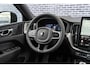 Volvo XC60 T6 Plug-in hybrid AWD Ultra Black Edition | Google | Long Range | Harman Kardon Audio | Head-up Display | 360 Graden Camera | Panoramadak | Elektrisch Verstelbare Voorstoelen | Stoel-/Stuurverwarming | Keyless | Getint Glas | Dodehoekdetectie | LED Koplampen | 21" LM