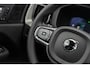 Volvo XC60 T6 Plug-in hybrid AWD Ultra Black Edition | Google | Long Range | Harman Kardon Audio | Head-up Display | 360 Graden Camera | Panoramadak | Elektrisch Verstelbare Voorstoelen | Stoel-/Stuurverwarming | Keyless | Getint Glas | Dodehoekdetectie | LED Koplampen | 21" LM