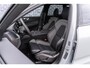 Volvo XC60 T6 Plug-in hybrid AWD Ultra Black Edition | Facelift | Google | Long Range | Harman Kardon Audio | Head-up Display | 360 Graden Camera | Panoramadak | Elektrisch Verstelbare Voorstoelen | Stoel-/Stuurverwarming | Keyless | Getint Glas | Dodehoekdetectie | LED Koplampen | 21" LM