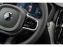 Volvo XC60 T6 Plug-in hybrid AWD Ultra Black Edition | Facelift | Google | Long Range | Harman Kardon Audio | Head-up Display | 360 Graden Camera | Panoramadak | Elektrisch Verstelbare Voorstoelen | Stoel-/Stuurverwarming | Keyless | Getint Glas | Dodehoekdetectie | LED Koplampen | 21" LM