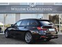 BMW 3-Serie Touring 320e Panoramadak ACC Trekhaak Stuur/Stoelverwarmin