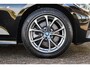 BMW 3-Serie Touring 320e Panoramadak ACC Trekhaak Stuur/Stoelverwarmin