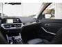 BMW 3-Serie Touring 320e Panoramadak ACC Trekhaak Stuur/Stoelverwarmin