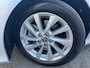 Toyota Camry 2.5 Hybrid Business | Apple/Android Navigatie | Electr Verstelbare Stoel | 2x voorraad | 1x Blauw, 1x Zilver