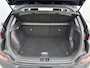 Hyundai Kona Electric EV PREMIUM 64 kWh | 3 FASE | WARMTEPOMP | LEDER | CLIMA | CRUISE ADAPTIEF | CAMERA | NAVI | STOEL- & STUURVERWARMING | 17'' LM VELGEN | PDC VOOR & ACHTER |