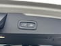 Volvo V60 2.0 T8 Twin Engine AWD R-Design FULL OPTIONS| BOWERS & WILKINS | PANO| ELEK. TREKHAAK| STOELVERWARMING+ VENTILATIE | ACHTERBANK VERWARMD| MEMORY STOELEN| NAPPALEDER| HEAD-UP| DODE HOEK|