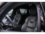 Volvo V60 2.0 T8 Recharge AWD R-Design | Massage | Stoelkoeling | Pilot assist | Adaptive cruise | Trekhaak | LED | NAP NL auto |