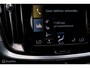 Volvo V60 2.0 T8 Recharge AWD R-Design | Massage | Stoelkoeling | Pilot assist | Adaptive cruise | Trekhaak | LED | NAP NL auto |