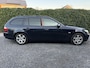 BMW 5-Serie Touring 525xi High Executive Automaat | Panoramadak | Navi Pro | Night Vision | Autom. Airco | Cruise Control | Elekt. Stoelen met Memory | Sport Stoelen | Trekhaak | PDC | Standkachel | Shadow Line | APK tot 20-06-2026!