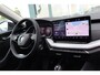 Skoda Octavia Combi Business Edition | Achteruitrijcamera | Chromen grille | Cruise control met speedlimiter
