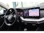 Skoda Octavia Combi Business Edition | Achteruitrijcamera | Chromen grille | Cruise control met speedlimiter