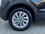 Volkswagen T-Cross 1.0 TSI Life CAMERA / PDC VOOR & ACHTER / CARPLAY / STOELVERWARMING / CLIMATE CONTROL / ELEKTR. INKLAPB SPIEGEL