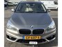 BMW 2-Serie Active Tourer BWJ 2015 | 220i 192PK Sport AUTOMAAT | PANO DAK | TREKHAAK | LEER | SPORTSTOELEN |  18'' LMV | NAVI | CLIMA |