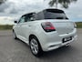 Suzuki Swift 1.2 Style Smart Hybrid NIEUWSTE MODEL / LED / CARPLAY / PDC / ACC / PARELMOER / CAMERA / WARNING SPOTS / LANE ASSIST