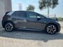 Volkswagen ID.3 First Plus 58 kWh AFNEEMBARE TREKHAAK / CAMERA / CARPLAY / CRUISE CONTROL / STOELVERWARMING / ECC / NAVIGATIE