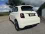 Fiat 500 Icon 42 kWh PDC / CARPLAY / NAVIGATIE / 2x LAADKABELS / CRUISE CONTROL / LMV / WEINIG KM'S / CLIMA