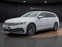 Volkswagen Passat Variant 1.4 TSI PHEV GTE Business | Camera | IQ-Light | DCC | 18"| Elek Achterklep | Stoelverwarming |
