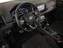 Skoda Karoq 1.5 TSI ACT Sportline Business 150 pk Automaat (DSG) | Navigatie | Panoramadak | Trekhaak (wegklapbaar) | Parkeersensoren | Achteruitrijcamera | Stoelverwarming |
