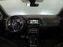 Skoda Karoq 1.5 TSI ACT Sportline Business 150 pk Automaat (DSG) | Navigatie | Panoramadak | Trekhaak (wegklapbaar) | Parkeersensoren | Achteruitrijcamera | Stoelverwarming |