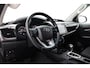 Toyota Hilux 2.4 D-4D Double Cab Professional | Trekhaak | Hardtop | Apple Carplay / Android Auto | Adaptive Cruise | Clima | Camera | Sperdifferentieel | Treeplanken | 17 inch | Bluetooth